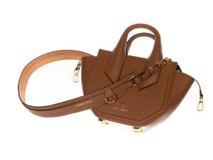 251203_Viri_táska_021_m